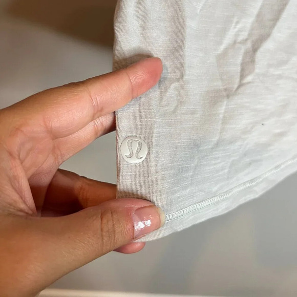 Lululemon grey long sleeve top - Picture 3 of 4